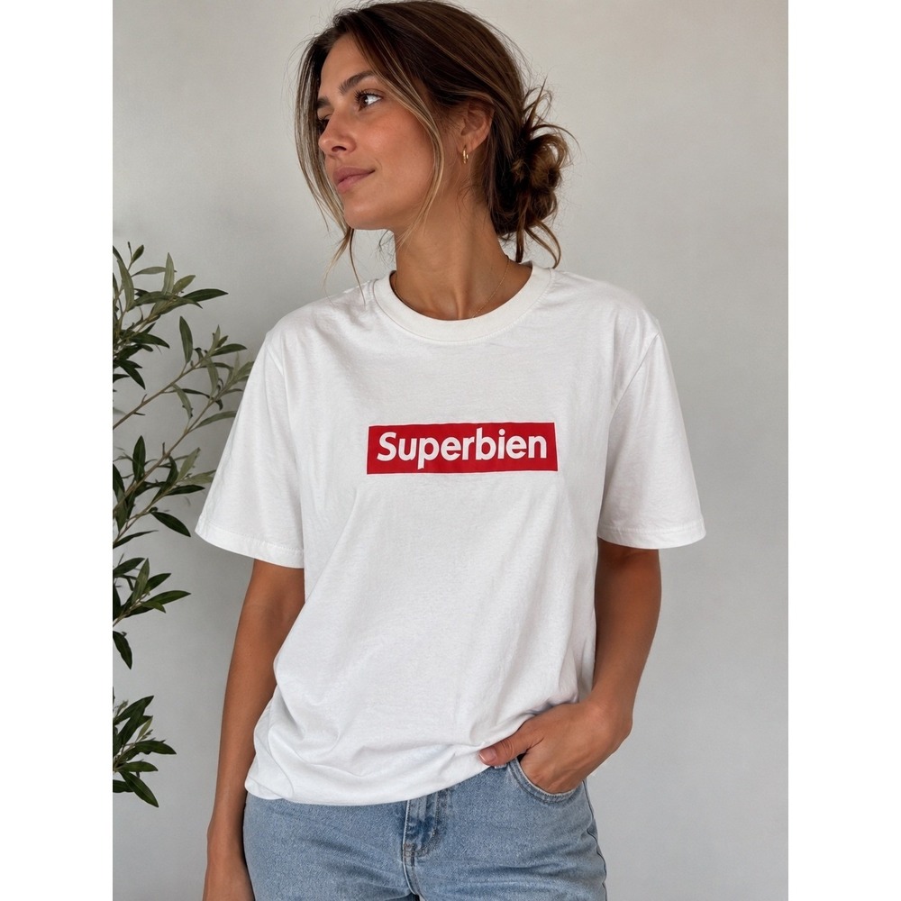 B&C Collection Superbien Red Box Logo White Graphic T-Shirt Womens Large. EUC.